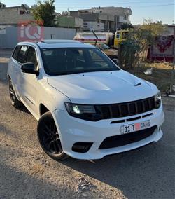 جیپ گراند شیرۆکی